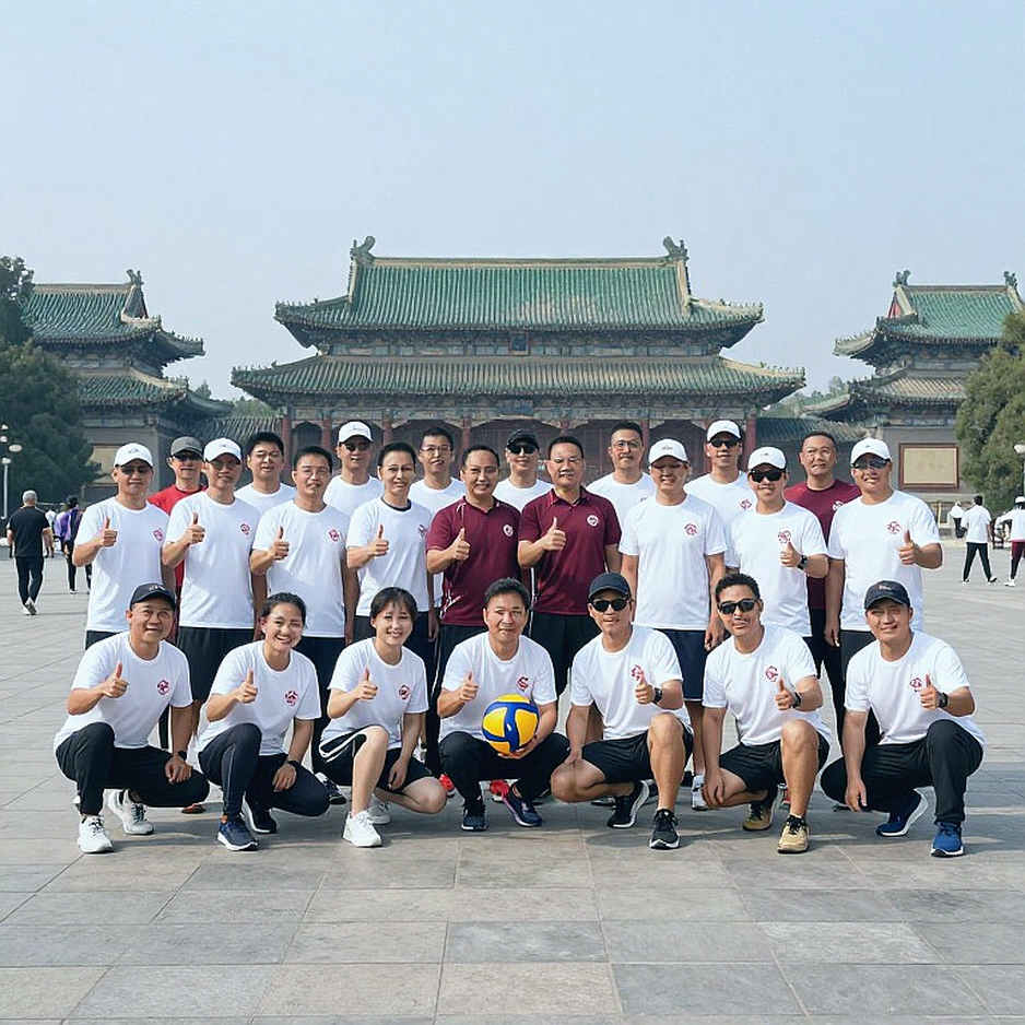 Đọc kỳ chuyển nhượng như đọc một tình huống VAR