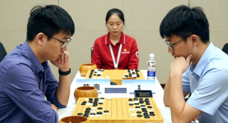 Vaishali và Divya Deshmukh mạnh hơn ngày vô địch Olympiad: điều huấn luyện viên Misra nhìn thấy