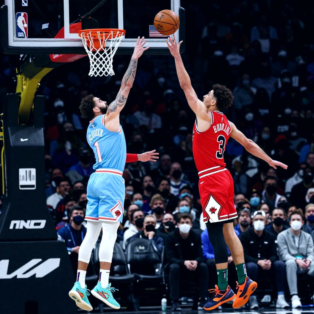 EuroLeague lần đầu có hai trọng tài Thổ Nhĩ Kỳ chung một trận: cột mốc chưa có giấy khai sinh