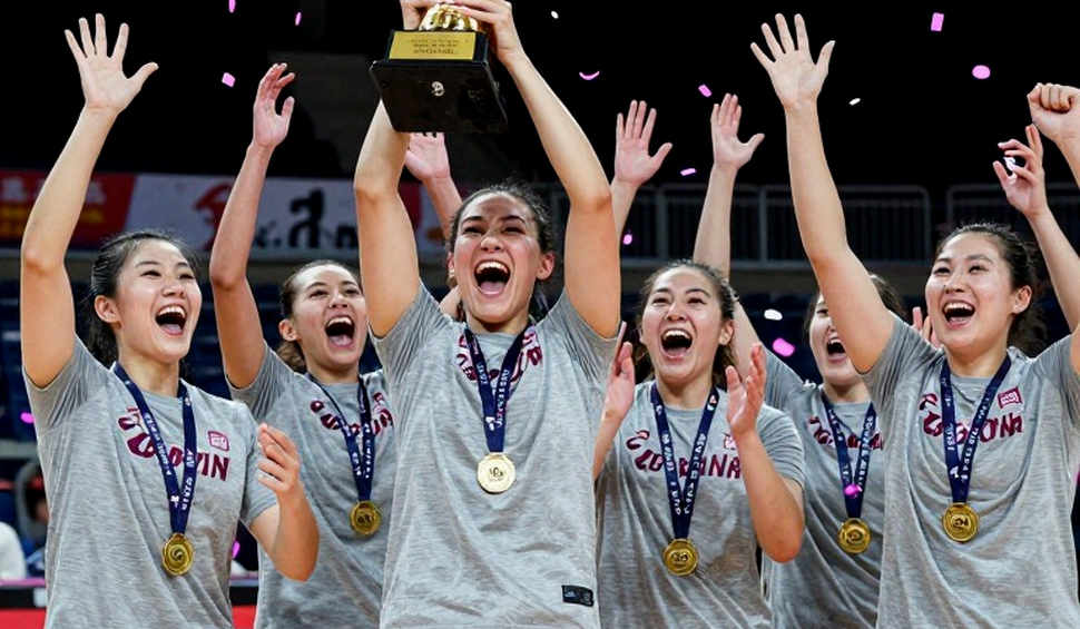 Ba trung vệ trở lại V-League 2026/25: bước tiến chiến thuật hay lá chắn cho ghế huấn luyện viên?