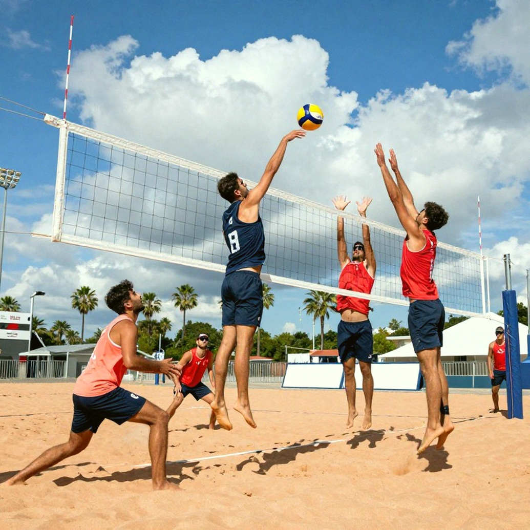 LA 2028: Sáu suất Olympic bóng chuyền nam đã có chủ và khoảng trống lớn hơn những gì đã lấp đầy