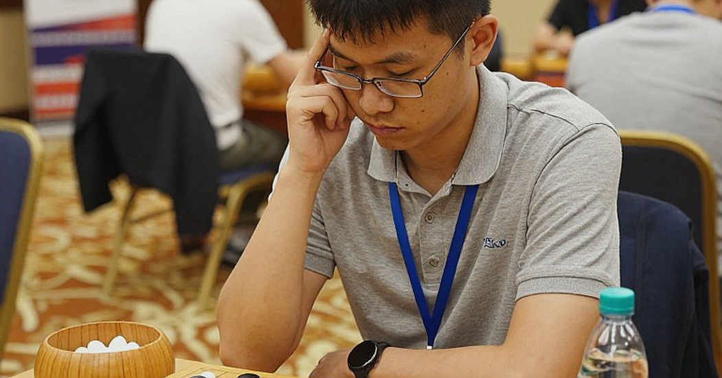 FRITZ 20: Khi cỗ máy cờ vua không còn là đối thủ, mà là người thầy riêng FRITZ 20: Khi cỗ máy cờ vua không còn là đối thủ, mà là người thầy riêng