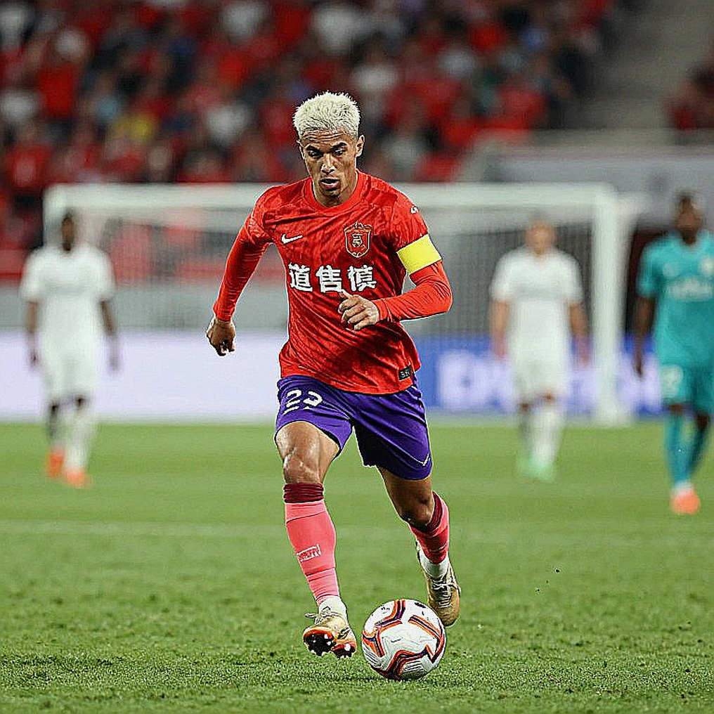 Lâm Đồng 3-0 Đại học Văn Hiến: Chiến thắng đầu tay nhưng là chiến thắng của may mắn, không phải hệ thống