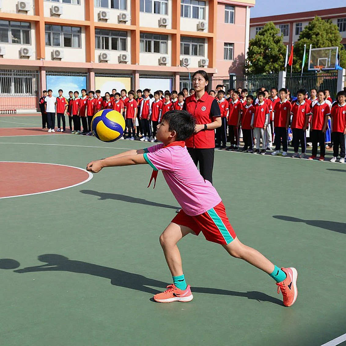 Đọc một thương vụ chuyển nhượng bằng chín trục dữ liệu
