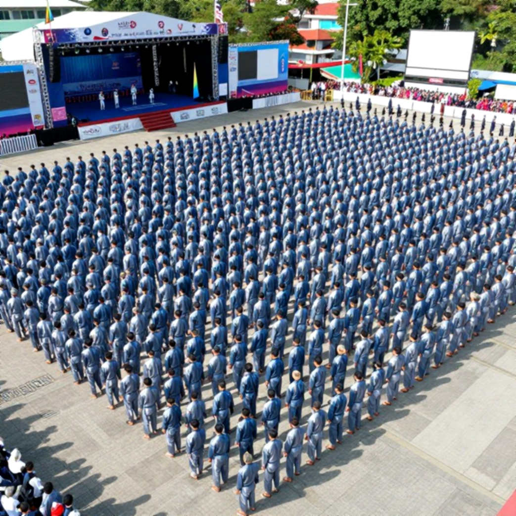 Cắt cân qua đêm và cú ngất trong phòng xông hơi tại Asian Games 2026