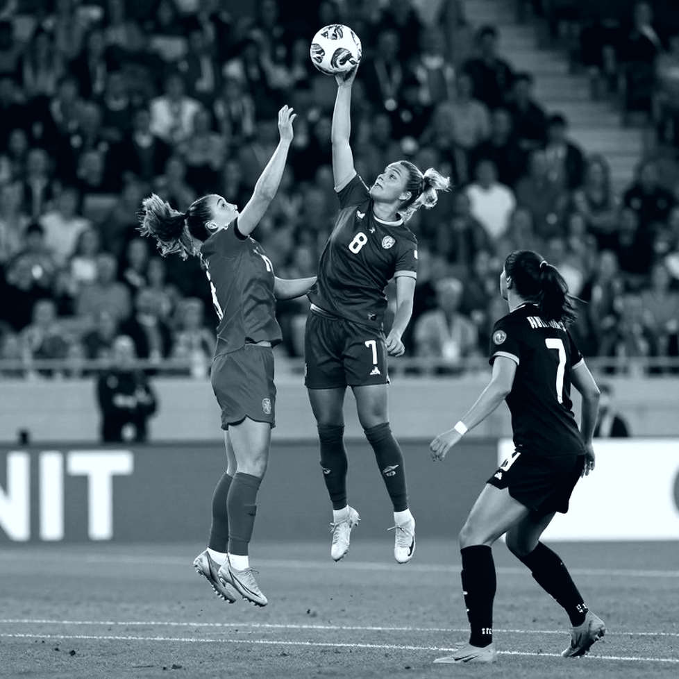 V.League 1 và nhịp thở 90+2: Khi bóng đá Việt Nam học cách thắng bằng cái đầu lạnh