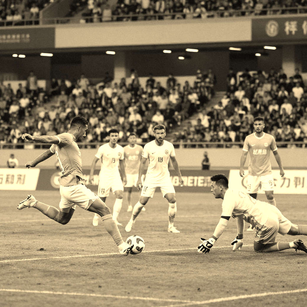 Kỳ chuyển nhượng V.League: Đọc cấu trúc hợp đồng trước khi định giá ngôi sao