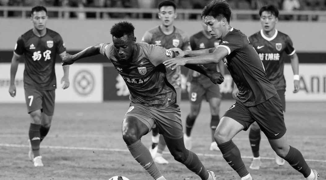 Al-Nassr and the Monday Midnight Deadline: The Dual-Purpose Structure Behind a 20-Year-Old Goalkeeper Deal Al-Nassr and the Monday Midnight Deadline: The Dual-Purpose Structure Behind a 20-Year-Old Goalkeeper Deal